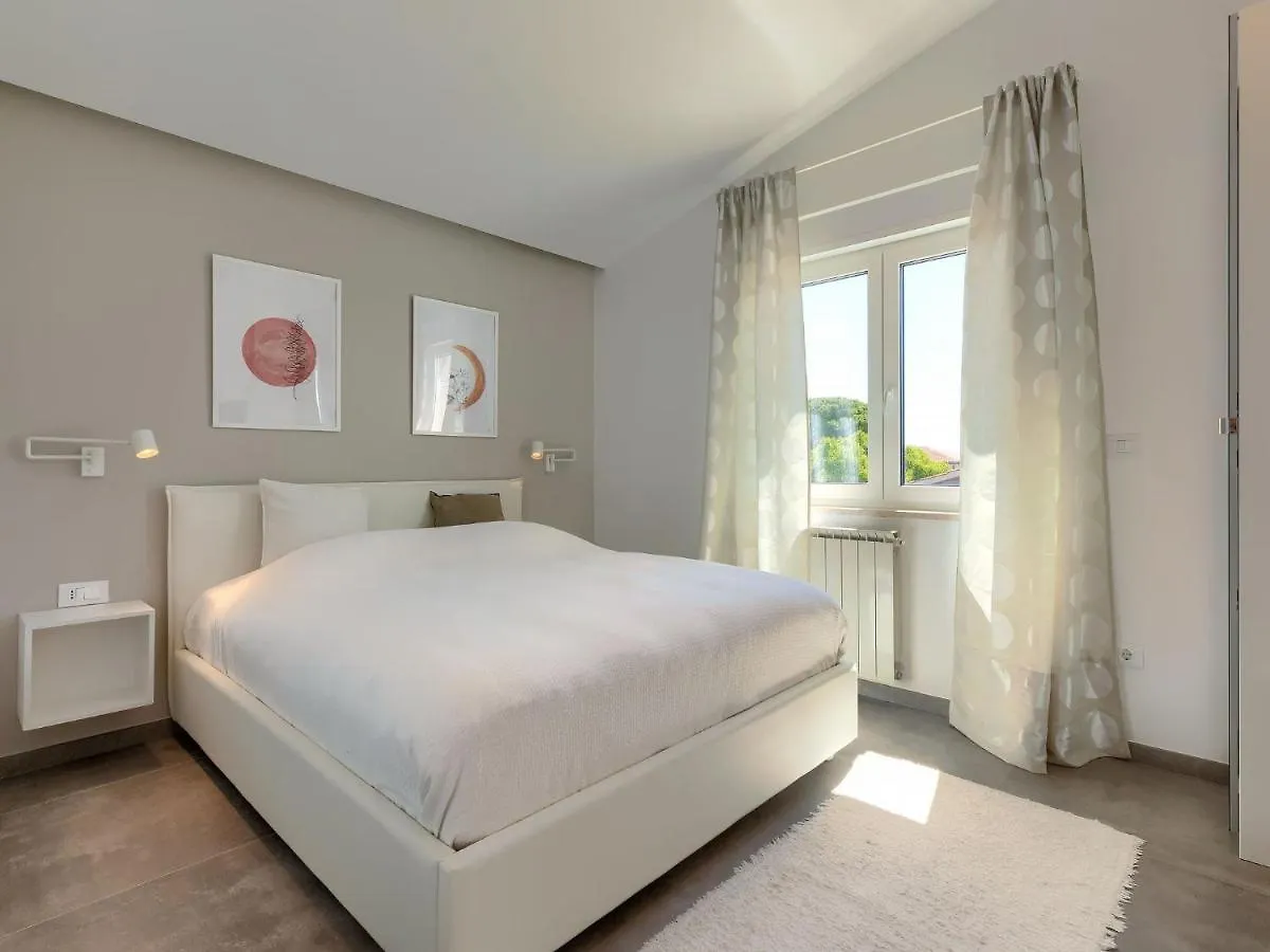Apartment Mira-5 By Interhome Umag Hırvatistan
